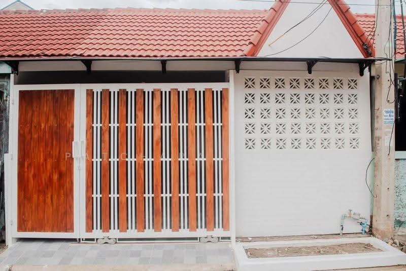 2-BR Townhouse, Prachuap Khiri Khan, Hua Hin, Prachuap Khiri Khan, 2 Bedrooms, 93 sqm, Townhouse For Sale, by Patchara Srisak, 500615731 - DDproperty.com