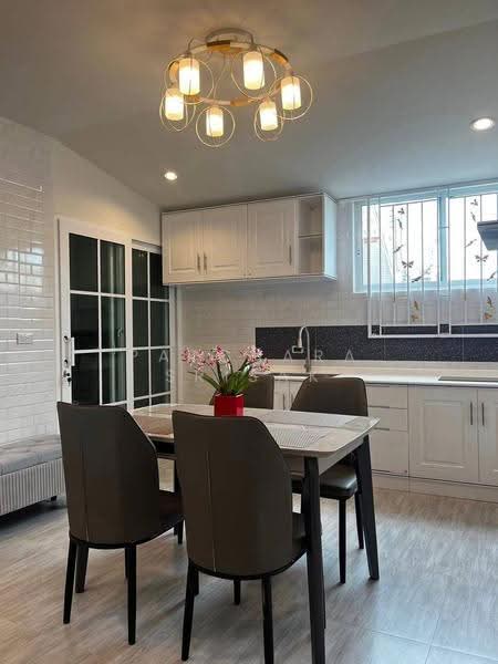 2-BR Townhouse, Prachuap Khiri Khan, Hua Hin, Prachuap Khiri Khan, 2 Bedrooms, 93 sqm, Townhouse For Sale, by Patchara Srisak, 500615731 - DDproperty.com