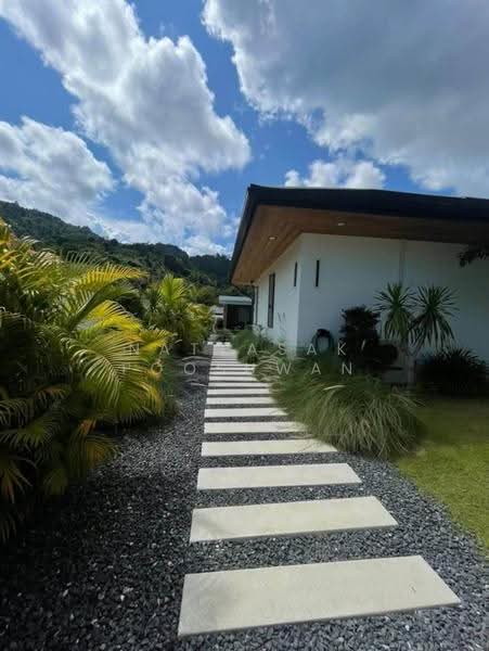 5-BR House, Surat Thani, Maret, Ko Samui, Surat Thani, 5 Bedrooms, 530 sqm, Single Detached House For Sale, by Nattasak Poosuwan, 500615737 - DDproperty.com