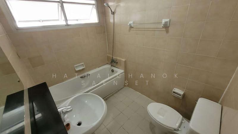 The Waterford Diamond Tower Sukhumvit, Bangkok, 758/18 Soi Sukhumvit 30/1, Sukhumvit Road, Khlong Toei, Bangkok, 2 Bedrooms, 81 sqm, Condo For Rent, by Hathaichanok Saenset, 500615828 - DDproperty.com