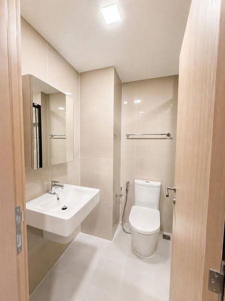 FLO by Sansiri, Bangkok, Somdet Chaopraya Road, Khlong San, Bangkok, 1 Bedroom, 29 sqm, Condo For Rent, by Kornkanok Sonvichai, 500615853 - DDproperty.com