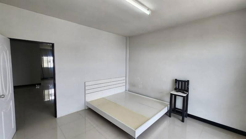 สาย 4 สแควร์ (Sai 4 Square), Nakhon Pathom, ถนนพุทธมณฑลสาย4, Krathum Lom, Sam Phran, Nakhon Pathom, , 200 sqm, Shophouse For Sale, by คุณ มหากุล มหาปิยานนท์ (คิง), 500615881 - DDproperty.com