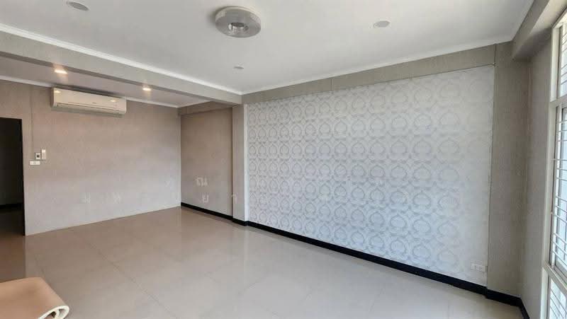 สาย 4 สแควร์ (Sai 4 Square), Nakhon Pathom, ถนนพุทธมณฑลสาย4, Krathum Lom, Sam Phran, Nakhon Pathom, , 200 sqm, Shophouse For Sale, by คุณ มหากุล มหาปิยานนท์ (คิง), 500615881 - DDproperty.com