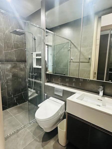 The Esse at Singha Complex, Bangkok, 1788 New Petchaburi Rd, Khlongtoei Nua, Watthana, Bangkok, 1 Bedroom, 35 sqm, Condo For Rent, by Hathaichanok Saenset, 500615896 - DDproperty.com