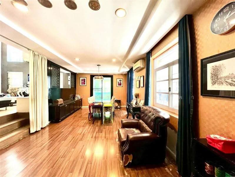 Grand Canal Prachachuen, Nonthaburi, Prachachuen Road, Bang Talat, Pak Kret, Nonthaburi, 3 Bedrooms, 400 sqm, Single Detached House For Sale, by คุณ วีนัสรา บุตรพา (เมล), 500615945 - DDproperty.com