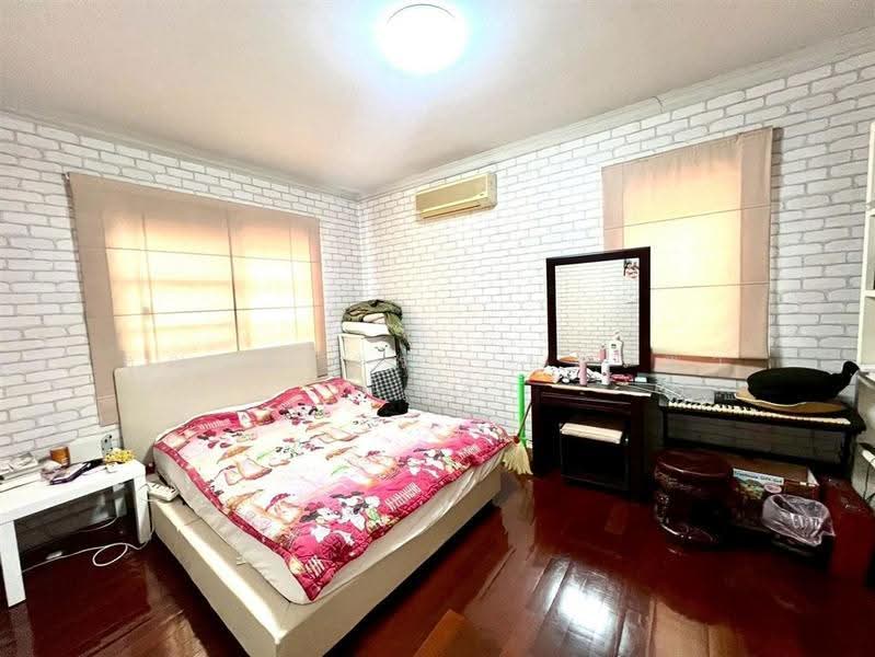 Grand Canal Prachachuen, Nonthaburi, Prachachuen Road, Bang Talat, Pak Kret, Nonthaburi, 3 Bedrooms, 400 sqm, Single Detached House For Sale, by คุณ วีนัสรา บุตรพา (เมล), 500615945 - DDproperty.com