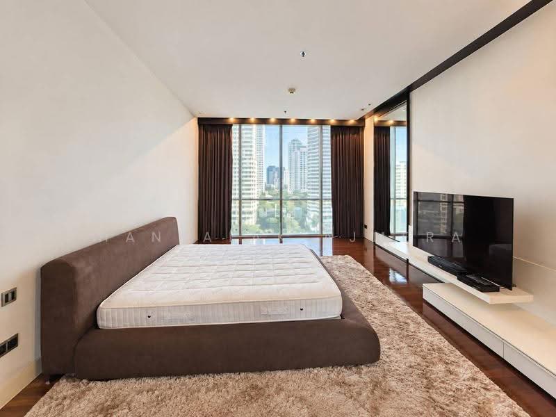 Domus 18, Bangkok, Soi Sukhumvit 18, Khlong Toei, Bangkok, 2 Bedrooms, 250 sqm, Condo For Rent, by Thanyalak Ajmera, 500616036 - DDproperty.com