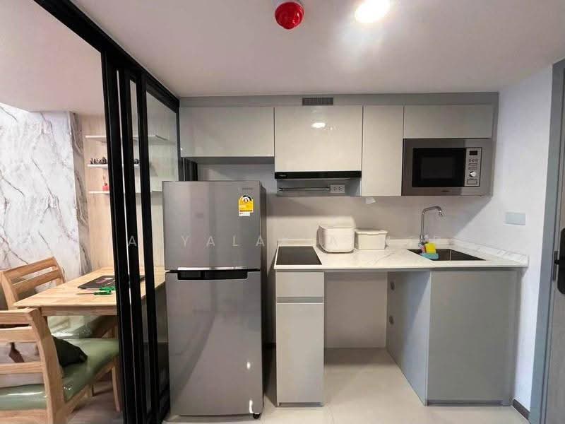 SOHO Bangkok Ratchada, Bangkok, 74 Pracha Rat Bamphen Rd, Huai Khwang, Bangkok, 1 Bedroom, 38 sqm, Condo For Rent, by Thanyalak Ajmera, 500616073 - DDproperty.com