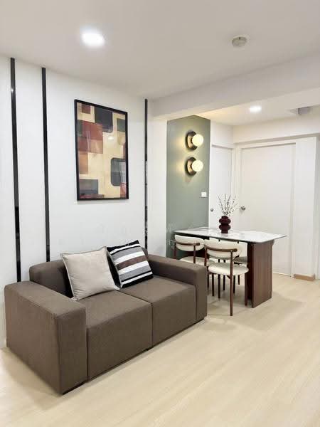 Century Park, Bangkok, 49 22 Vibhavadi-Rangsit Road, Jom Phon, Chatuchak, Bangkok, 2 Bedrooms, 48 sqm, Condo For Sale, by ณัฏฐพัชร ชโยทิตกุลเกียรติ, 500616089 - DDproperty.com