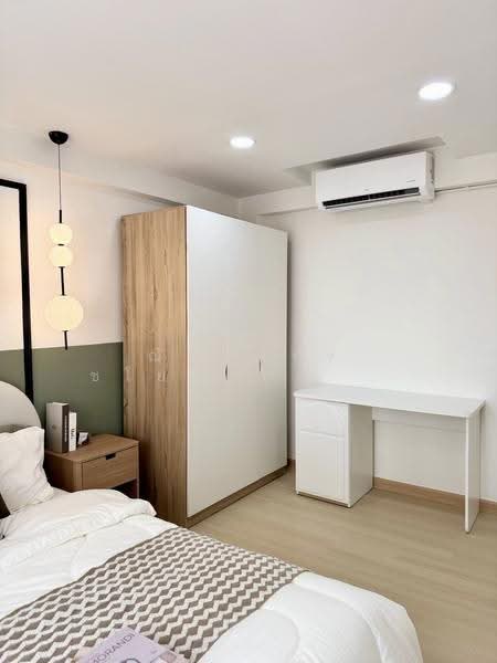 Century Park, Bangkok, 49 22 Vibhavadi-Rangsit Road, Jom Phon, Chatuchak, Bangkok, 2 Bedrooms, 48 sqm, Condo For Sale, by ณัฏฐพัชร ชโยทิตกุลเกียรติ, 500616089 - DDproperty.com