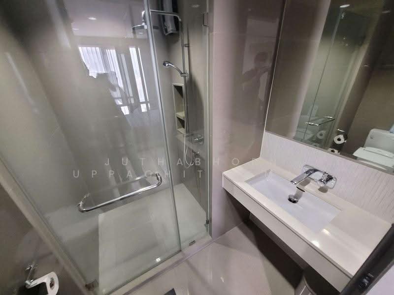 Rhythm Sukhumvit 42, Bangkok, Soi Sukhumvit 42, Sukhumvit Road, Phra Kanong, Khlong Toei, Bangkok, 1 Bedroom, 35 sqm, Condo For Rent, by Juthabhorn Uppachit (Amy), 500616096 - DDproperty.com