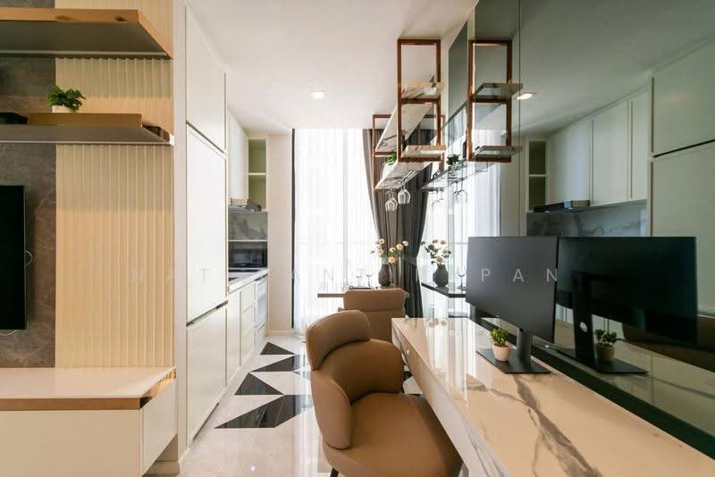 Noble Ploenchit, Bangkok, 1035 Ploenchit Road, Lumphini, Pathum Wan, Bangkok, 1 Bedroom, 49 sqm, Condo For Rent, by Nat Tantirapan, 500616146 - DDproperty.com