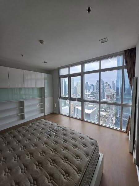 Nusasiri Grand, Bangkok, Soi Sukhumvit 42, Phra Kanong, Khlong Toei, Bangkok, 2 Bedrooms, 123 sqm, Condo For Rent, by Nat Tantirapan, 500616213 - DDproperty.com