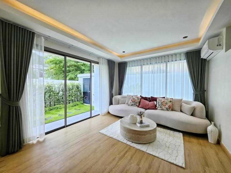Top Land Ratsada Village, Phuket, Ratsada, Muang Phuket, Phuket, 3 Bedrooms, 408 sqm, Single Detached House For Sale, by Anongrat Mukda, 500616301 - DDproperty.com