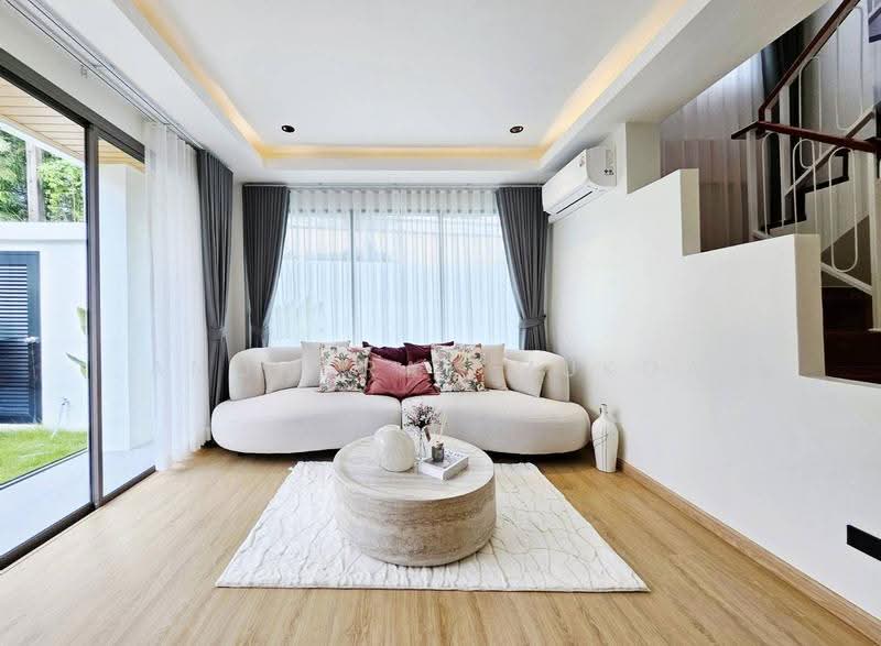Top Land Ratsada Village, Phuket, Ratsada, Muang Phuket, Phuket, 3 Bedrooms, 408 sqm, Single Detached House For Sale, by Anongrat Mukda, 500616301 - DDproperty.com
