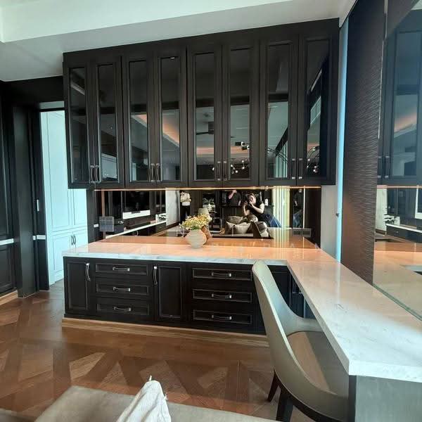 Royce Private Residences, Bangkok, 61 Soi Sukhumvit 31, Khlongtoei Nua, Watthana, Bangkok, 2 Bedrooms, 112 sqm, Condo For Rent, by Nat Tantirapan, 500616343 - DDproperty.com
