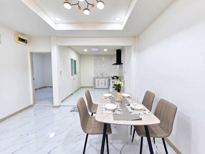 Budsarin Wongwaen-Rattanathibet, Nonthaburi, Ban Kluai-Sai Noi Road, Phimonrat, Bang Bua Thong, Nonthaburi, 4 Bedrooms, 110 sqm, Townhouse For Sale, by บุษบากร (เจี๊ยบ), 500616420 - DDproperty.com