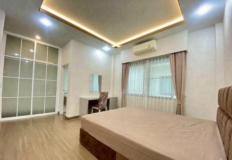 The City Pattanakarn, Bangkok, On Nut Road, Prawet, Bangkok, 4 Bedrooms, 327 sqm, Single Detached House For Rent, by ปภัชญา ธนัตถ์ภรณ์, 500616490 - DDproperty.com