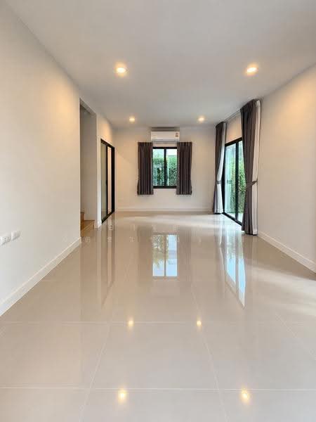 Kanasiri Salaya-Pinklao, Nonthaburi, Soi Samret Phatthana Road, Sala Klang, Bang Kruai, Nonthaburi, 4 Bedrooms, 113 sqm, Semi-Detached House (Twin House) For Sale, by Araya Chatwarunwong, 500616515 - DDproperty.com