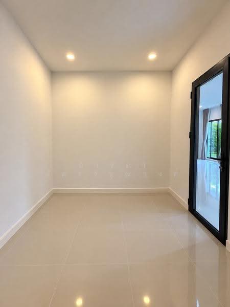 Kanasiri Salaya-Pinklao, Nonthaburi, Soi Samret Phatthana Road, Sala Klang, Bang Kruai, Nonthaburi, 4 Bedrooms, 113 sqm, Semi-Detached House (Twin House) For Sale, by Araya Chatwarunwong, 500616515 - DDproperty.com