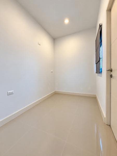 Kanasiri Salaya-Pinklao, Nonthaburi, Soi Samret Phatthana Road, Sala Klang, Bang Kruai, Nonthaburi, 4 Bedrooms, 113 sqm, Semi-Detached House (Twin House) For Sale, by Araya Chatwarunwong, 500616515 - DDproperty.com