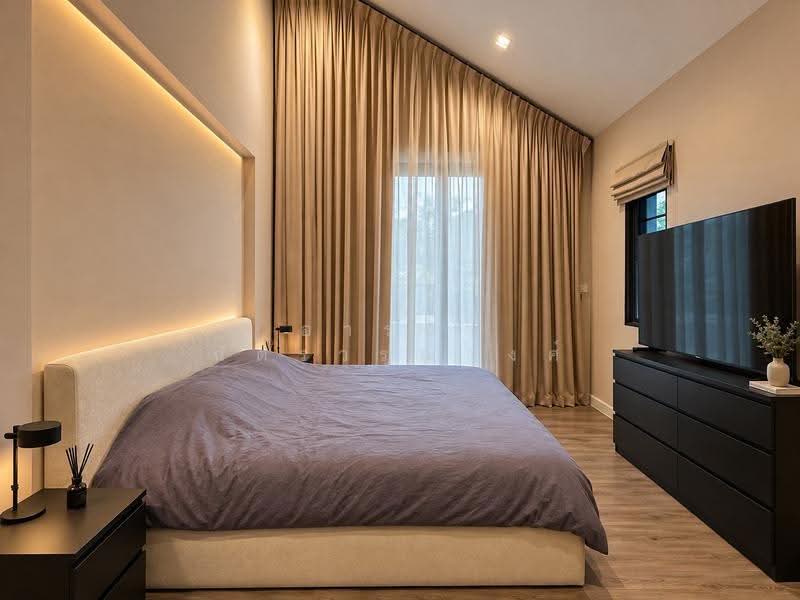 Bangkok Boulevard Sathorn-Pinklao 2, Nonthaburi, Bang Kruai-Chong Thanom Road, Mahasawat, Bang Kruai, Nonthaburi, 4 Bedrooms, 322 sqm, Single Detached House For Sale, by Araya Chatwarunwong, 500616517 - DDproperty.com