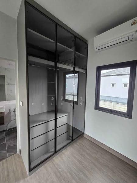 Baan Klang Muang The Edition Rama 9-Phatthanakan 2, Bangkok, Prawet, Bangkok, 3 Bedrooms, 161 sqm, Townhouse For Rent, by Adisorn Ploymeerassamee, 500616529 - DDproperty.com