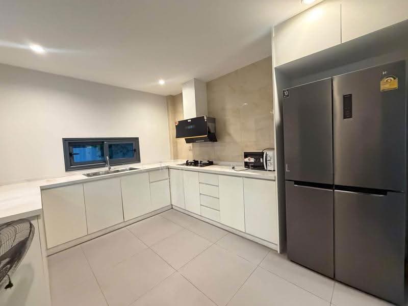 PATTA Define, Chon Buri (Pattaya), Ta Khian Tia, Bang Lamung (Pattaya), Chon Buri (Pattaya), 3 Bedrooms, 250 sqm, Single Detached House For Rent, by Avenue Real Estate, 500616546 - DDproperty.com