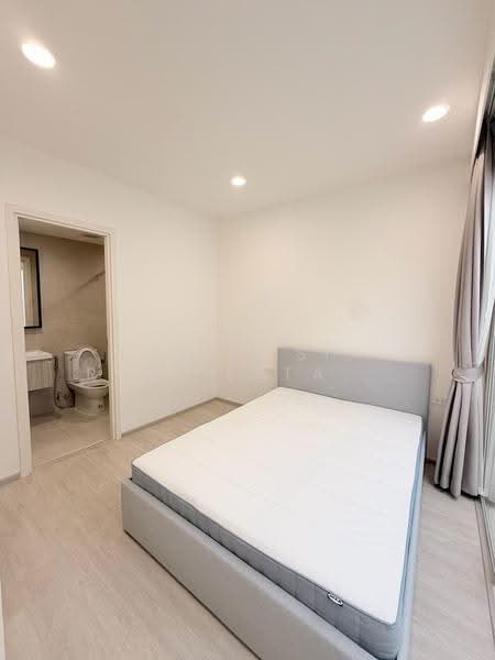 Nue Verse Krungthep Kreetha, Bangkok, Srinakarin - Romklao Road, Saphan Sung, Bangkok, 3 Bedrooms, 202 sqm, Townhouse For Rent, by Forty-Six Real Estate Group, 500616567 - DDproperty.com