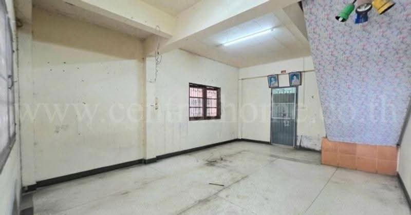 Khu Kwan Hansa 3-4, Samut Sakhon, หนองแขม-วัดศรีนวล, Suan Luang, Krathum Baen, Samut Sakhon, 4 Bedrooms, 120 sqm, Semi-Detached House (Twin House) For Sale, by คุณพลอยวาลินน์ (วาลินน์), 500616593 - DDproperty.com