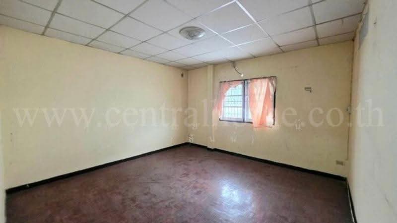 Khu Kwan Hansa 3-4, Samut Sakhon, หนองแขม-วัดศรีนวล, Suan Luang, Krathum Baen, Samut Sakhon, 4 Bedrooms, 120 sqm, Semi-Detached House (Twin House) For Sale, by คุณพลอยวาลินน์ (วาลินน์), 500616593 - DDproperty.com