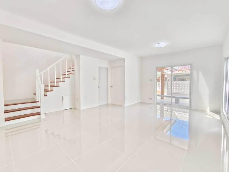Pruksa 10, Nonthaburi, Bang Kruai - Sai Noi Road, Sai Noi, Nonthaburi, 3 Bedrooms, 105 sqm, Townhouse For Sale, by NR AGENT, 500616594 - DDproperty.com