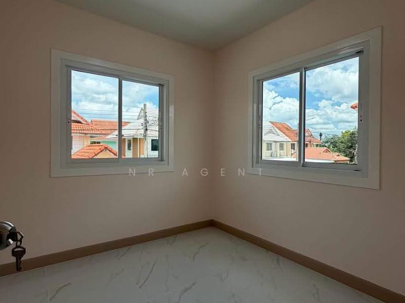Baan Pruksa 33 Bangbuathong, Nonthaburi, Rural Road, Nonthaburi 3087, Bang Khu Rat, Bang Bua Thong, Nonthaburi, 5 Bedrooms, 105 sqm, Townhouse For Sale, by NR AGENT, 500616598 - DDproperty.com