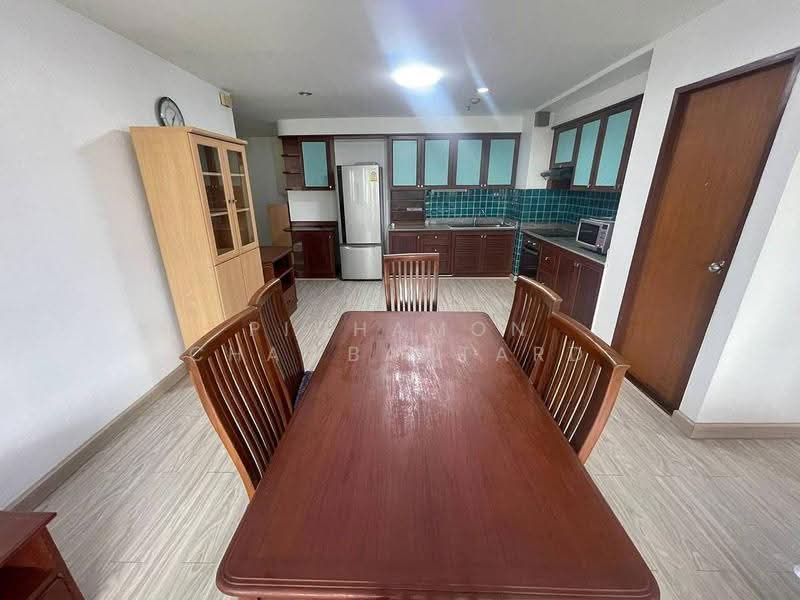 Baan Suanpetch, Bangkok, 18 Soi Sukhumvit 39, Khlong Tan Nua, Watthana, Bangkok, 2 Bedrooms, 130 sqm, Condo For Rent, by Pichamon Chawbantard, 500616648 - DDproperty.com