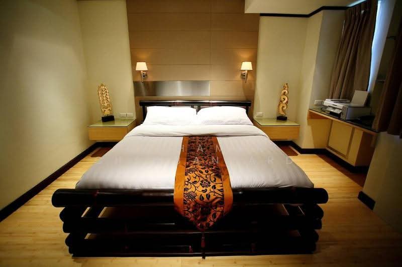 Sukhumvit Suite, Bangkok, 19 Soi Sukhumvit 13, Khlongtoei Nua, Watthana, Bangkok, 1 Bedroom, 60 sqm, Condo For Rent, by Pichamon Chawbantard, 500616663 - DDproperty.com