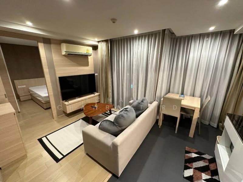 Klass Silom, Bangkok, 52 Silom Road, Silom, Bang Rak, Bangkok, 1 Bedroom, 33 sqm, Condo For Rent, by Pichamon Chawbantard, 500616684 - DDproperty.com