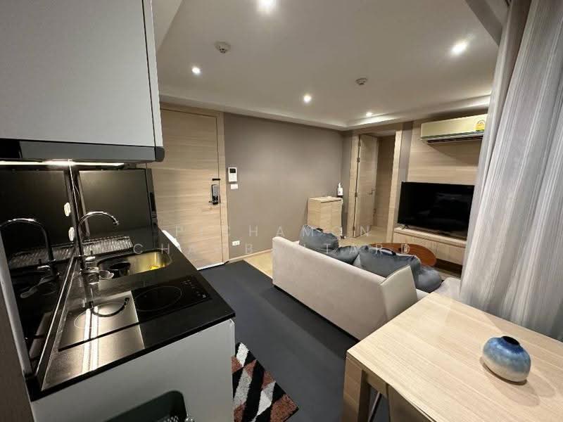 Klass Silom, Bangkok, 52 Silom Road, Silom, Bang Rak, Bangkok, 1 Bedroom, 33 sqm, Condo For Rent, by Pichamon Chawbantard, 500616684 - DDproperty.com