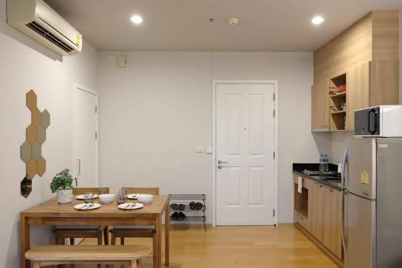 Hive Sathorn, Bangkok, Krung Thonburi Road, Khlong Ton Sai, Khlong San, Bangkok, 1 Bedroom, 38 sqm, Condo For Rent, by Pichamon Chawbantard, 500616688 - DDproperty.com