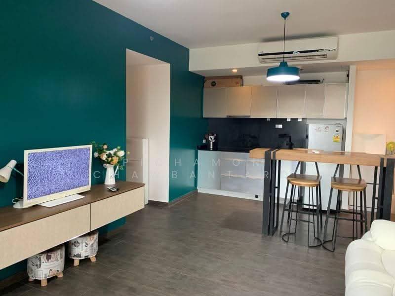 The Lofts Ekkamai, Bangkok, 1415 Sukhumvit Road, Phra Kanong Nua, Watthana, Bangkok, 2 Bedrooms, 60 sqm, Condo For Rent, by Pichamon Chawbantard, 500616695 - DDproperty.com