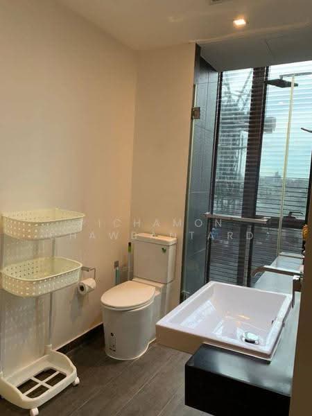 The Lofts Ekkamai, Bangkok, 1415 Sukhumvit Road, Phra Kanong Nua, Watthana, Bangkok, 2 Bedrooms, 60 sqm, Condo For Rent, by Pichamon Chawbantard, 500616695 - DDproperty.com