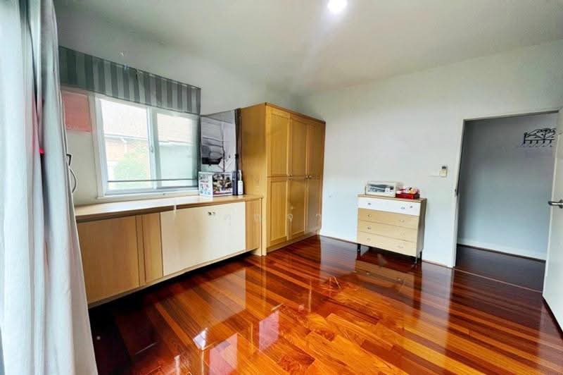Chokchai Panchasap Ramkhamhaeng 184, Bangkok, Min Buri, Bangkok, 4 Bedrooms, 200 sqm, Townhouse For Sale, by คุณจ๋า, 500616723 - DDproperty.com