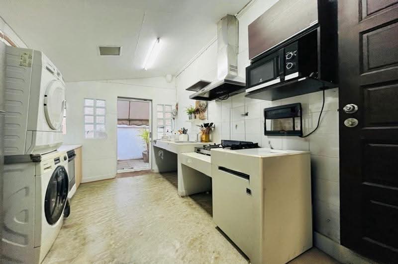 Chokchai Panchasap Ramkhamhaeng 184, Bangkok, Min Buri, Bangkok, 4 Bedrooms, 200 sqm, Townhouse For Sale, by คุณจ๋า, 500616723 - DDproperty.com