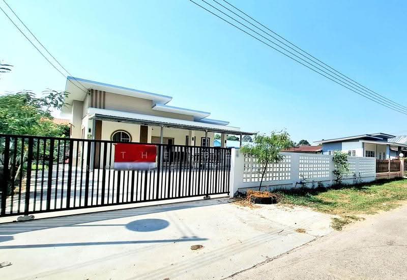 บ้านเดี่ยวรอบเมือง ร้อยเอ็ด, ร้อยเอ็ด, รอบเมือง, เมืองร้อยเอ็ด, ร้อยเอ็ด, 150 ตร.ม., บ้านเดี่ยว ขาย, โดย The Best Property ทองใบ, 500616735 - DDproperty.com