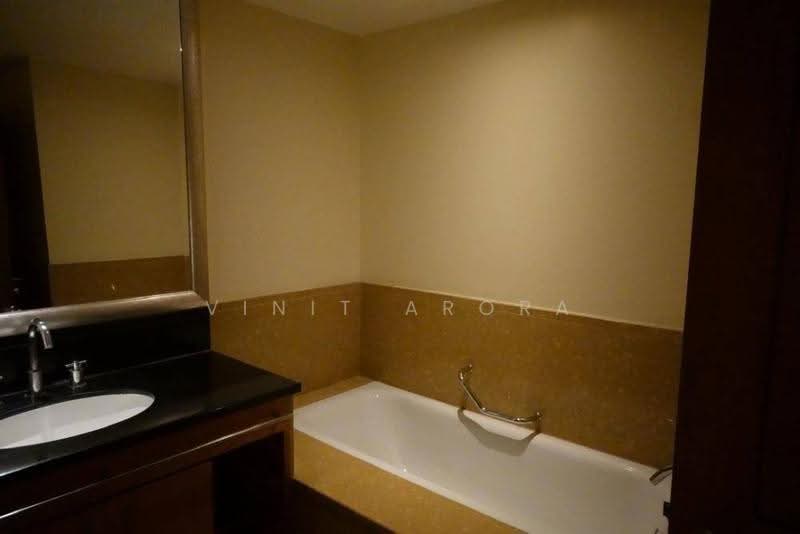 Sky Villas Sathorn : คอนโดสกาย วิลล่า สาทร, กรุงเทพ, 7 อาคาร แอสคอทท์ ถ.สาทร, ยานนาวา, สาทร, กรุงเทพ, 197 ตร.ม., คอนโด ให้เช่า, โดย Vinit Arora, 500616824 - DDproperty.com