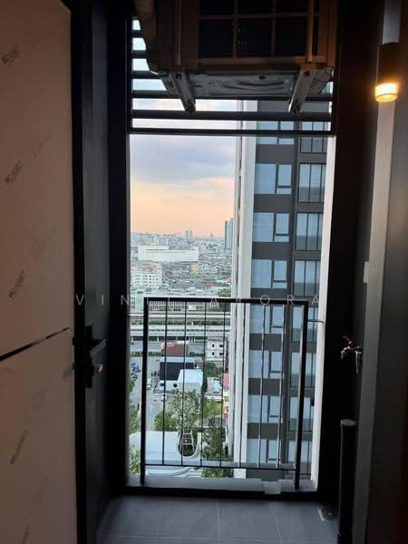Reference Sathorn-Wongwianyai, Bangkok, Krung Thonburi 2 Alley, Bang Lam Phu Lang, Khlong San, Bangkok, Studio, 26 sqm, Condo For Sale, by Vinit Arora, 500616837 - DDproperty.com