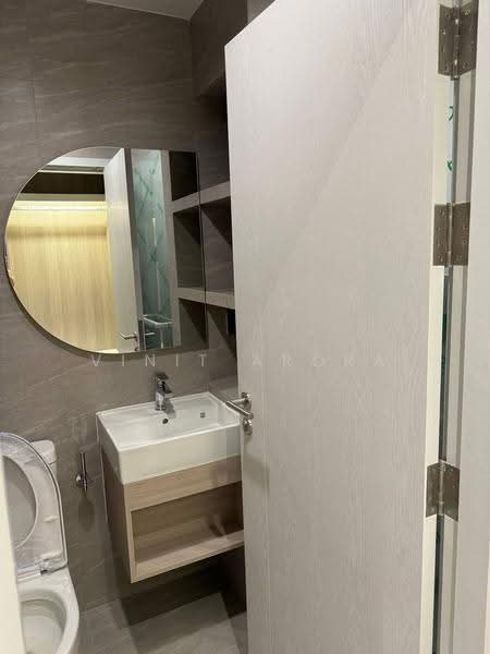 Reference Sathorn-Wongwianyai, Bangkok, Krung Thonburi 2 Alley, Bang Lam Phu Lang, Khlong San, Bangkok, Studio, 26 sqm, Condo For Sale, by Vinit Arora, 500616837 - DDproperty.com