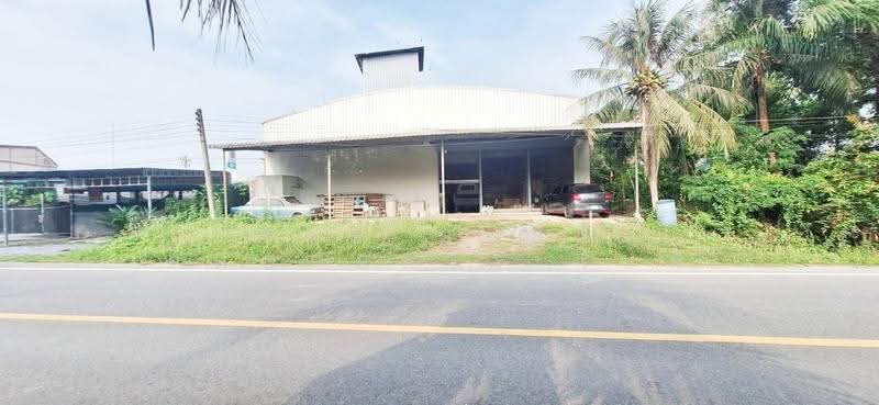 โกดังพร้อมสิ่งปลูกสร้างชะอวด นครศรีธรรมราช, Nakhon Si Thammarat, Ko Khan, Cha-uat, Nakhon Si Thammarat, , 150 sqm, Warehouse/Factory For Sale, by The Best Property เบล, 500616924 - DDproperty.com