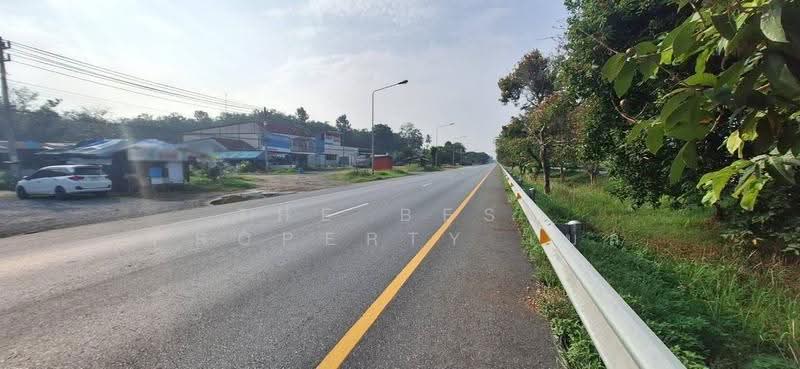 โกดังพร้อมสิ่งปลูกสร้างชะอวด นครศรีธรรมราช, Nakhon Si Thammarat, Ko Khan, Cha-uat, Nakhon Si Thammarat, , 150 sqm, Warehouse/Factory For Sale, by The Best Property เบล, 500616924 - DDproperty.com