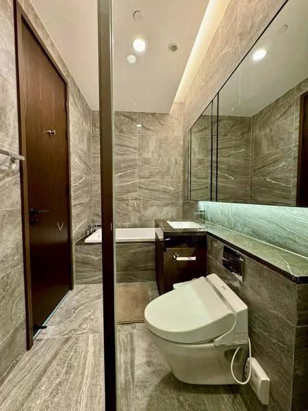 The Esse Sukhumvit 36, Bangkok, Soi Sukhumvit 36, Sukhumvit Road, Phra Kanong, Khlong Toei, Bangkok, 2 Bedrooms, 77 sqm, Condo For Sale, by Vinit Arora, 500616953 - DDproperty.com