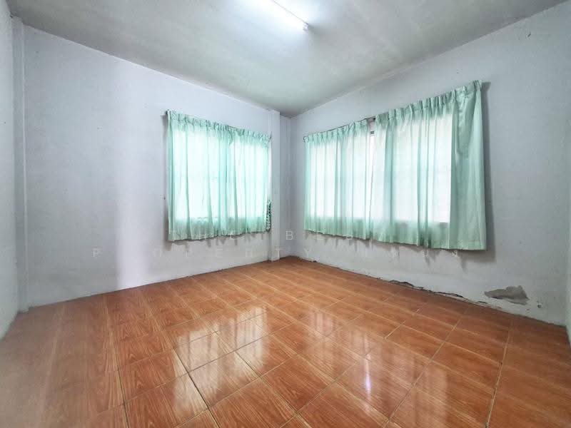 แฟมิลี่แลนด์ ชลบุรี (Family Land), Chon Buri (Pattaya), Na Pa, Muang Chon Buri, Chon Buri (Pattaya), 3 Bedrooms, 150 sqm, Single Detached House For Sale, by The Best Property แหน่ง, 500616955 - DDproperty.com